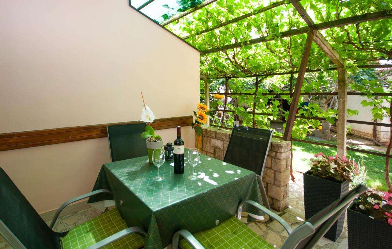 Guest House Ljubica メドゥリン エクステリア 写真