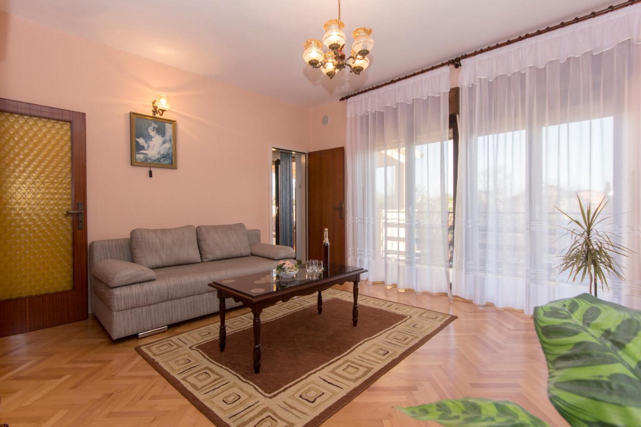 Guest House Ljubica メドゥリン エクステリア 写真