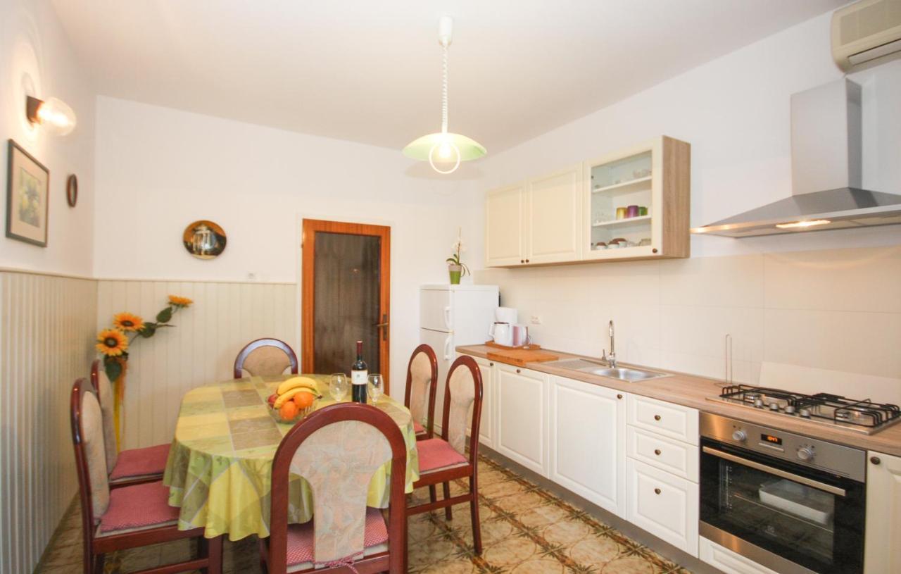 Guest House Ljubica メドゥリン エクステリア 写真