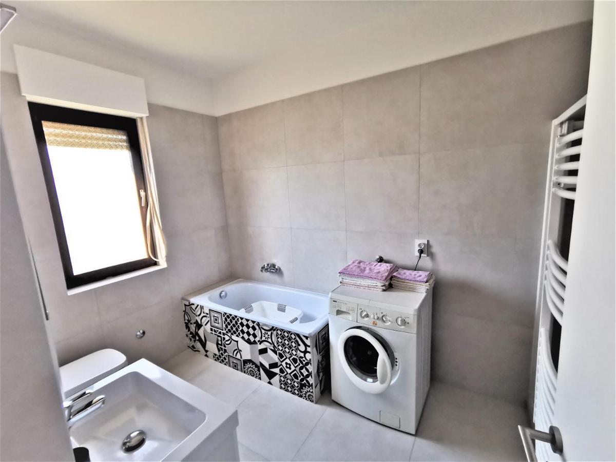 Guest House Ljubica メドゥリン エクステリア 写真