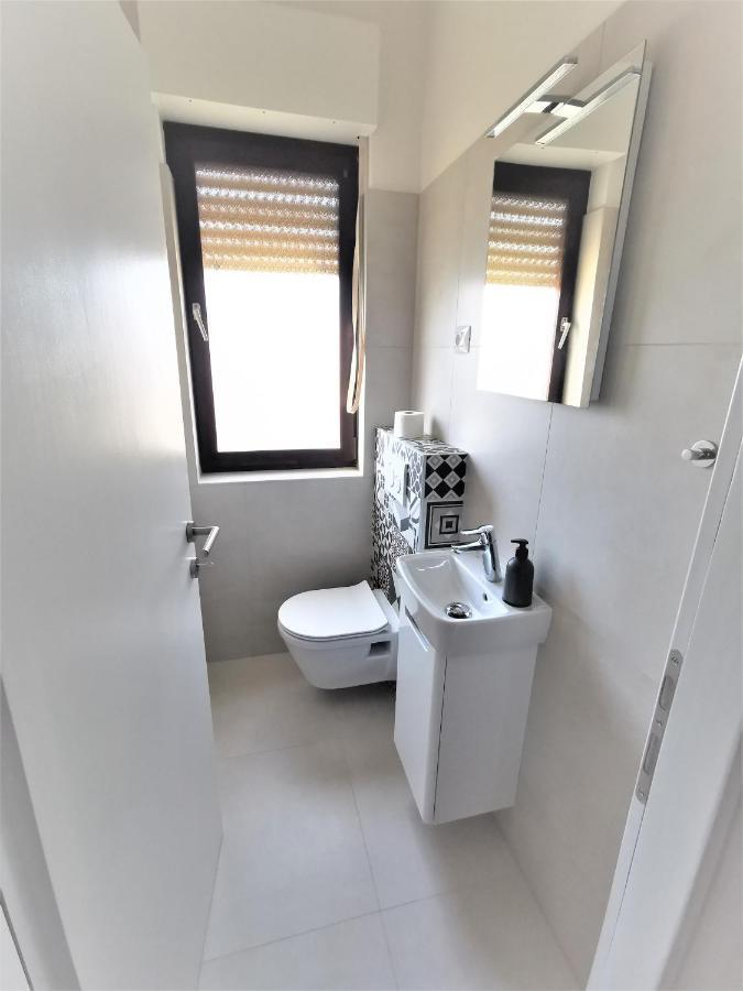 Guest House Ljubica メドゥリン エクステリア 写真