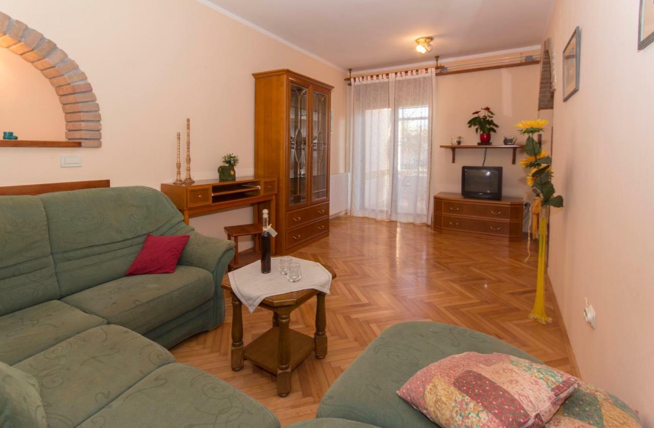 Guest House Ljubica メドゥリン エクステリア 写真